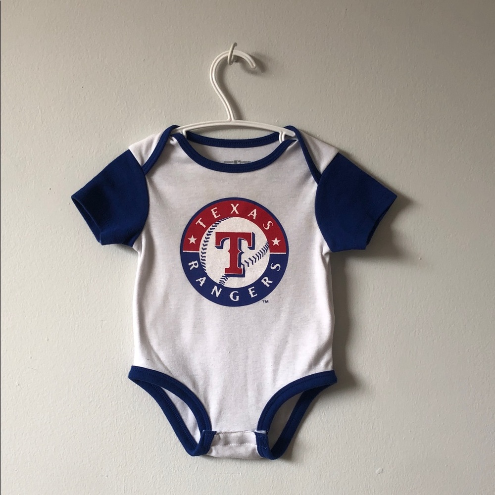 Genuine Merchandise Texas Rangers Infant Bodysuit - White and Blue
